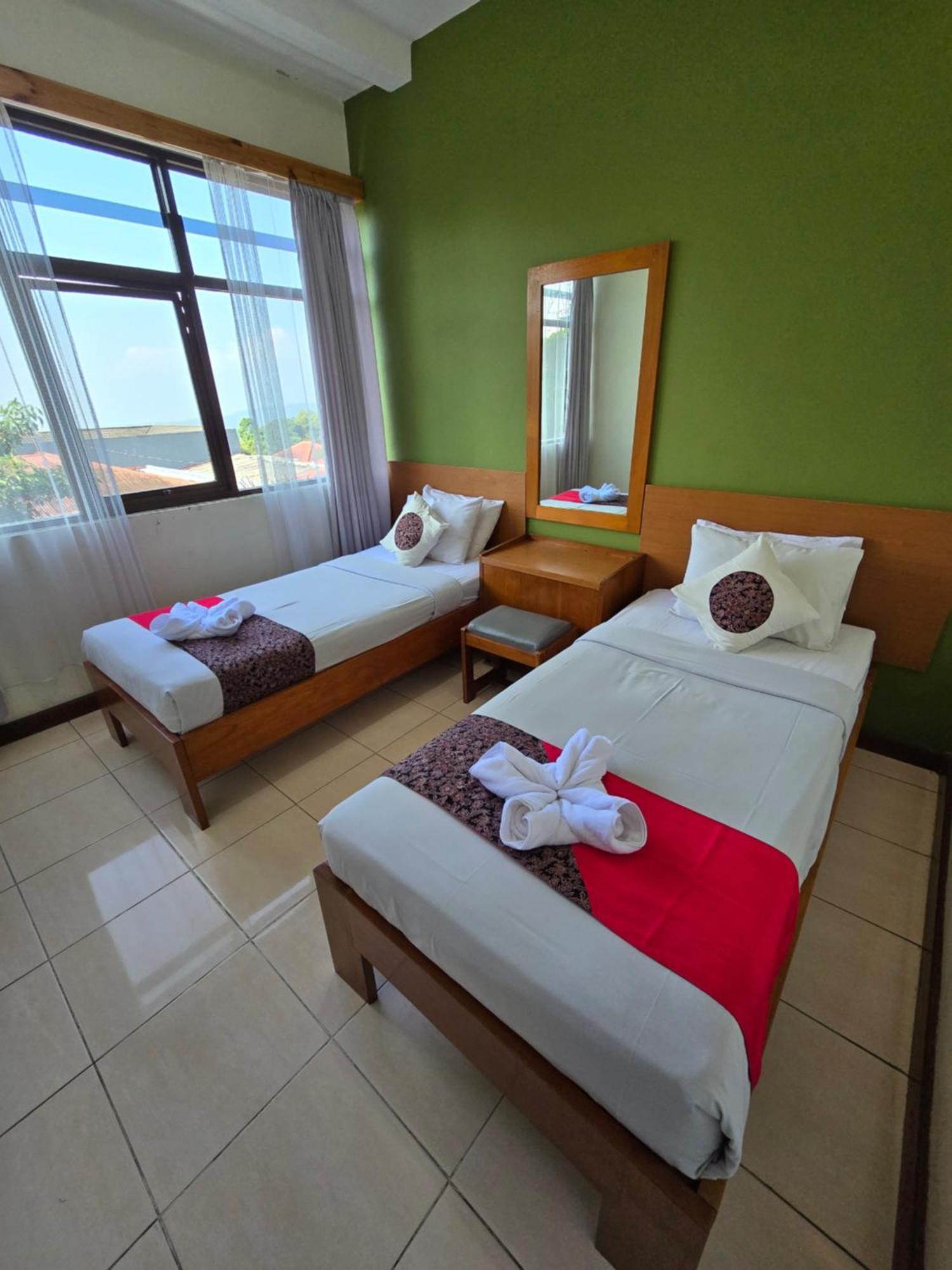 Kusma Hotel Bandungan Semarang Extérieur photo