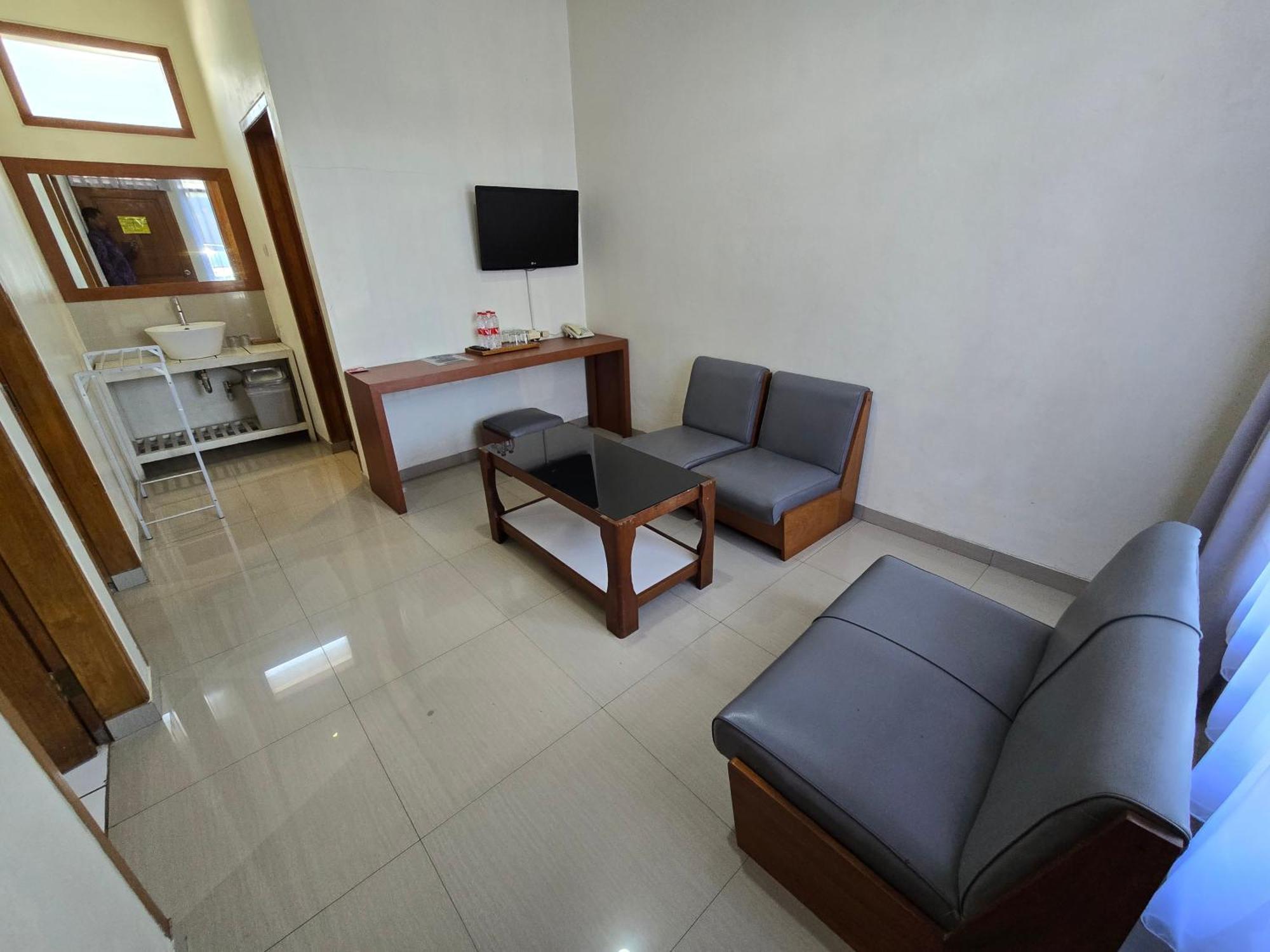 Kusma Hotel Bandungan Semarang Extérieur photo